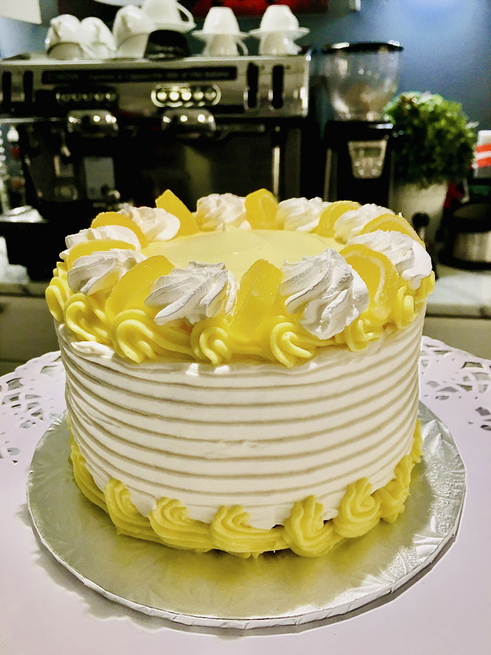Lemon chiffon cake