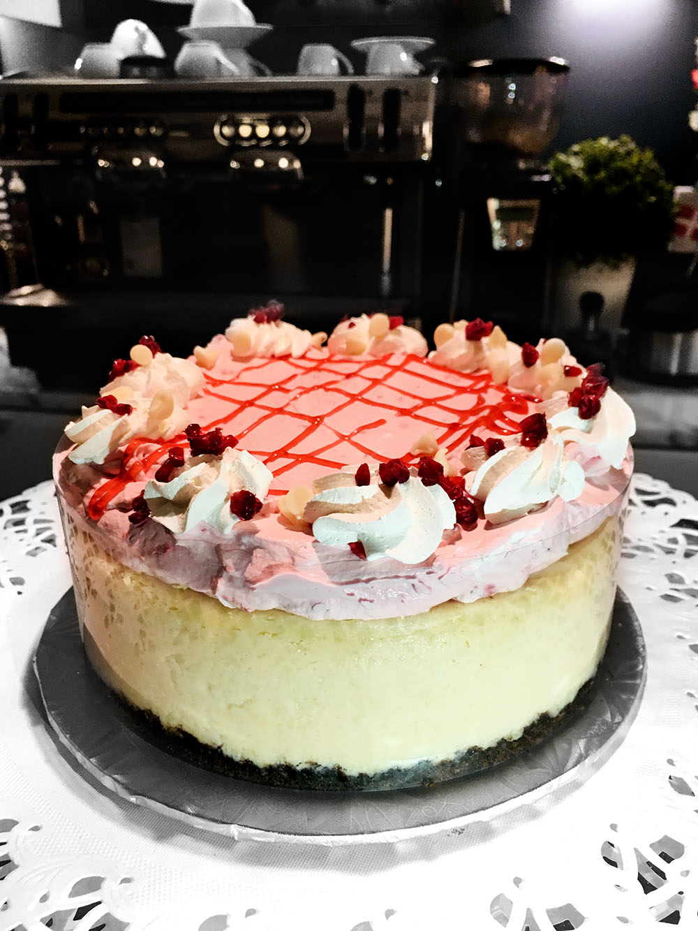 raspberry white chocolate cheesecake